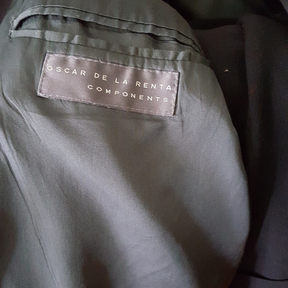 Suit - Picture 4 of 5